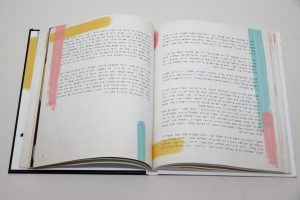 גרפיקה צבעונית שמתאימה לדמות